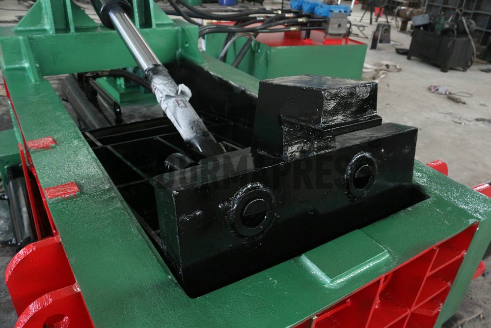 Y81-125T Hydraulic Metal Baler Machine